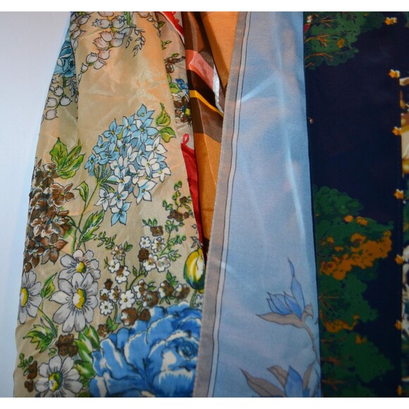 Bombshell to Boho Vintage Scarf Collection......Ten - Picture 8 of 8
